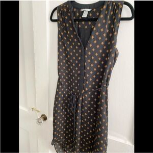 H&M Sz 6 V & Button Neck Black Gold Diamond Sleeveless Tie Front Hi Low Y2K Mini